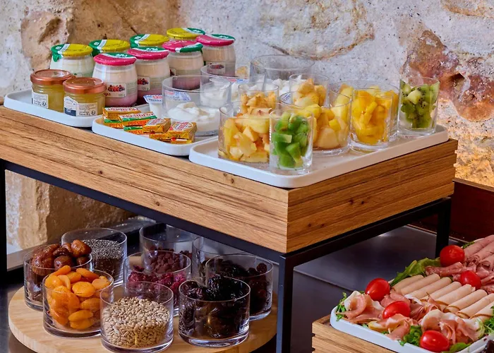 Le Relais Saint HonoréHotel Parigi